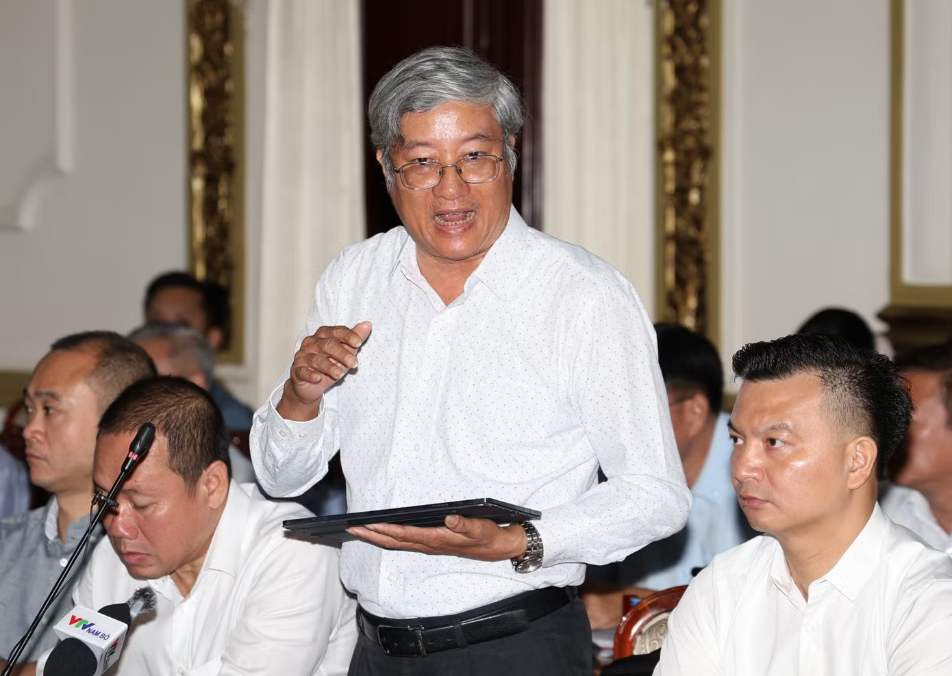 Phó Viện trưởng Viện Nghiên cứu phát triển TPHCM Phạm Bình An. Ảnh: Ngô Tùng Chủ tịch TPHCM nói về nguyên nhân nhiều doanh nghiệp rời thị trường - Ảnh 3.