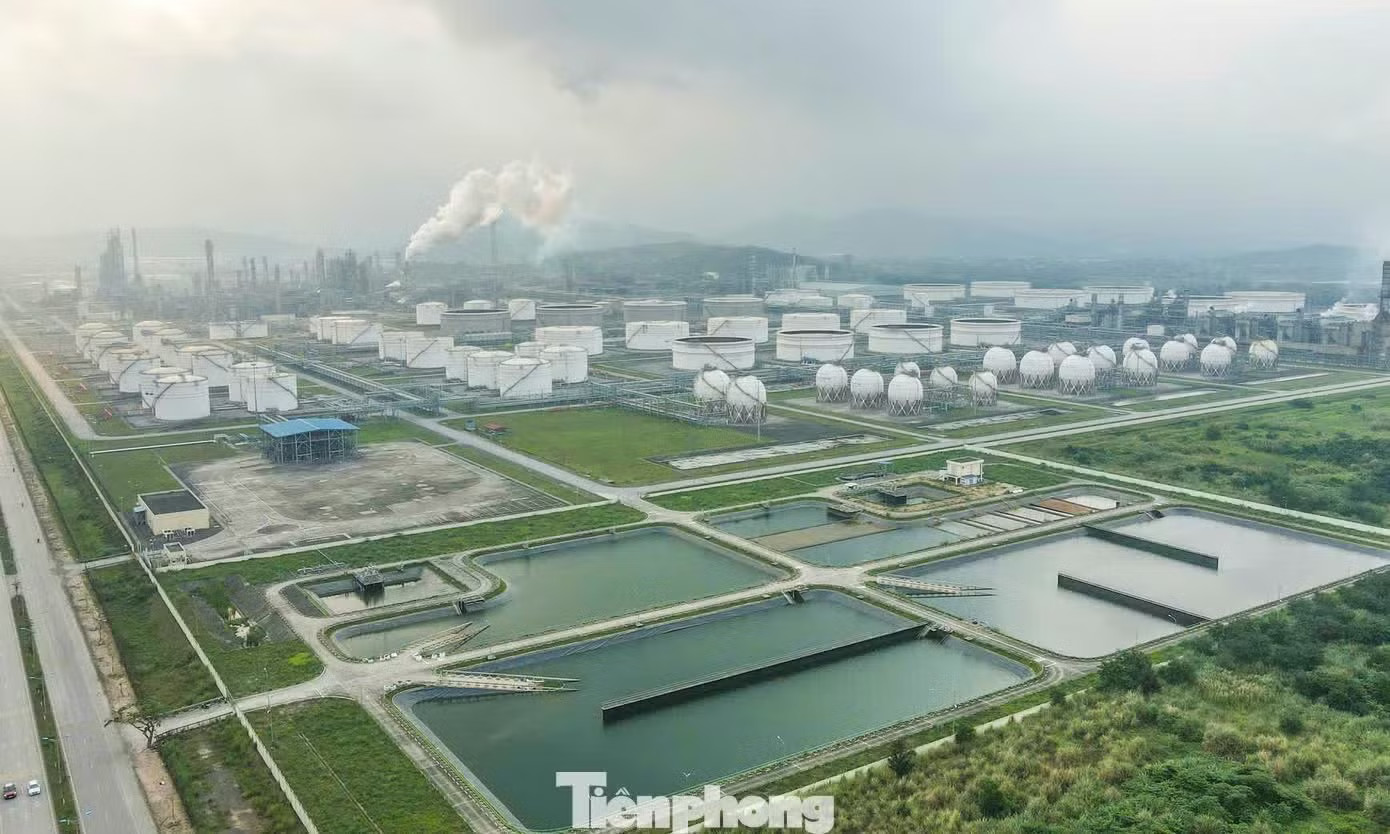 Nâng dự trữ xăng dầu lên 90 ngày: Bài toán không chỉ là xây kho - Ảnh 1.