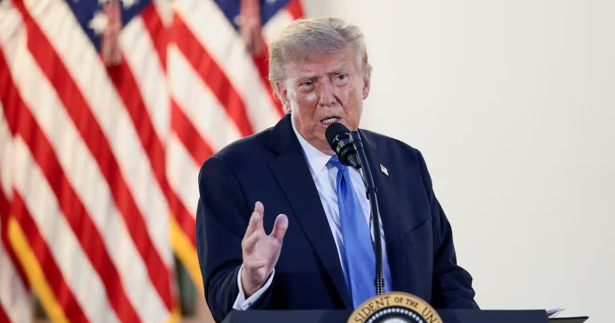Tổng thống Mỹ Trump yêu cầu châu Âu hoàn trả chi phí viện trợ cho Ukraine