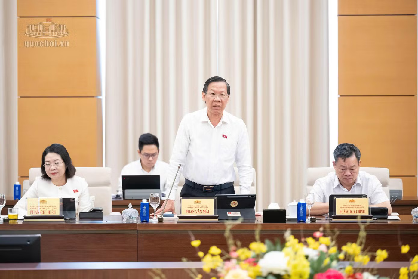 Chủ nhiệm Ủy ban Kinh tế và Tài chính Phan Văn Mãi. Ảnh: QH Bộ Công an: Nhiều vụ cháy khi nhận được tin báo, đám cháy đã lan rộng - Ảnh 2.