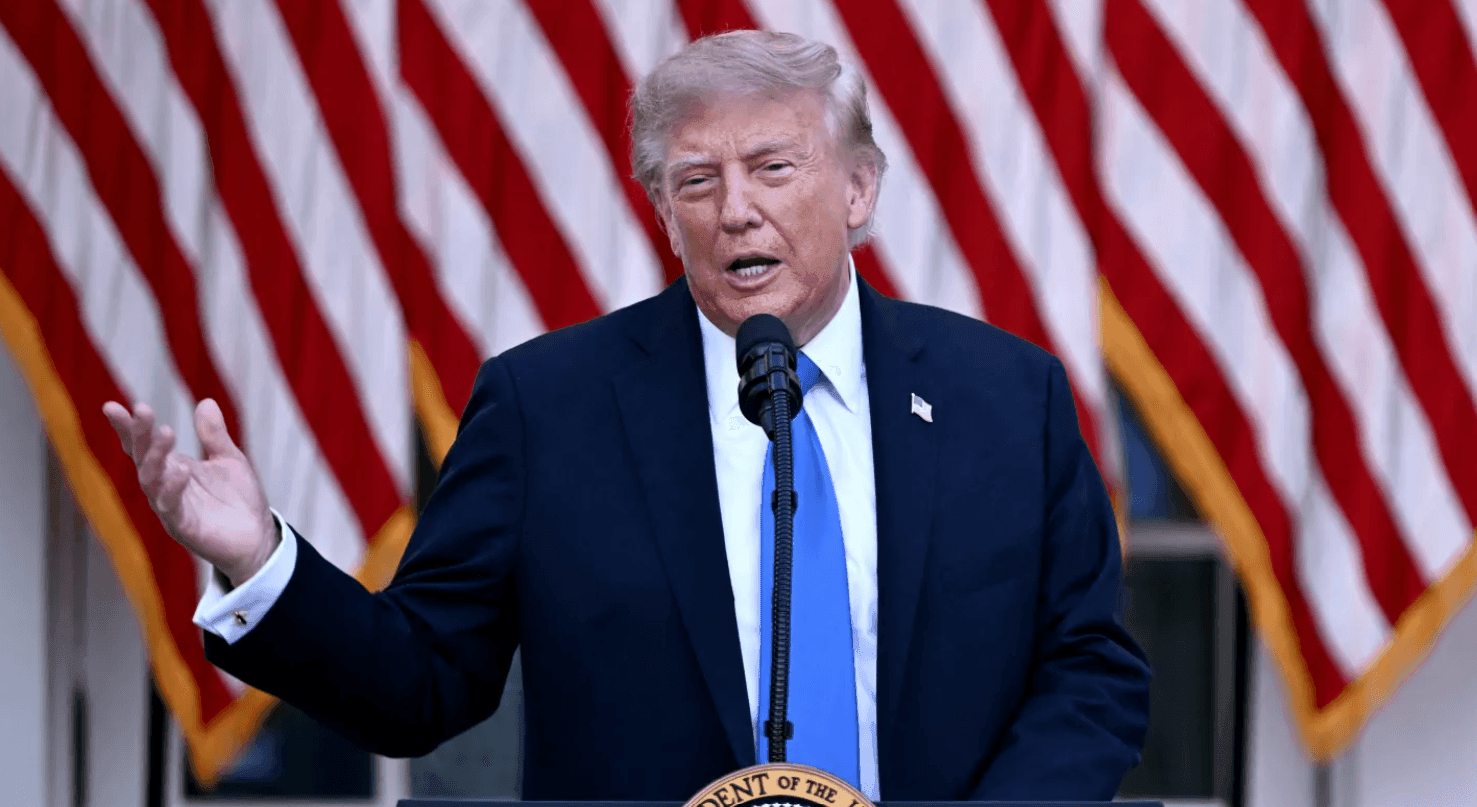 Ông Trump ra 'tối hậu thư': Fed phải hạ lãi suất nếu không Mỹ sẽ ngừng giao thương với những quốc gia này