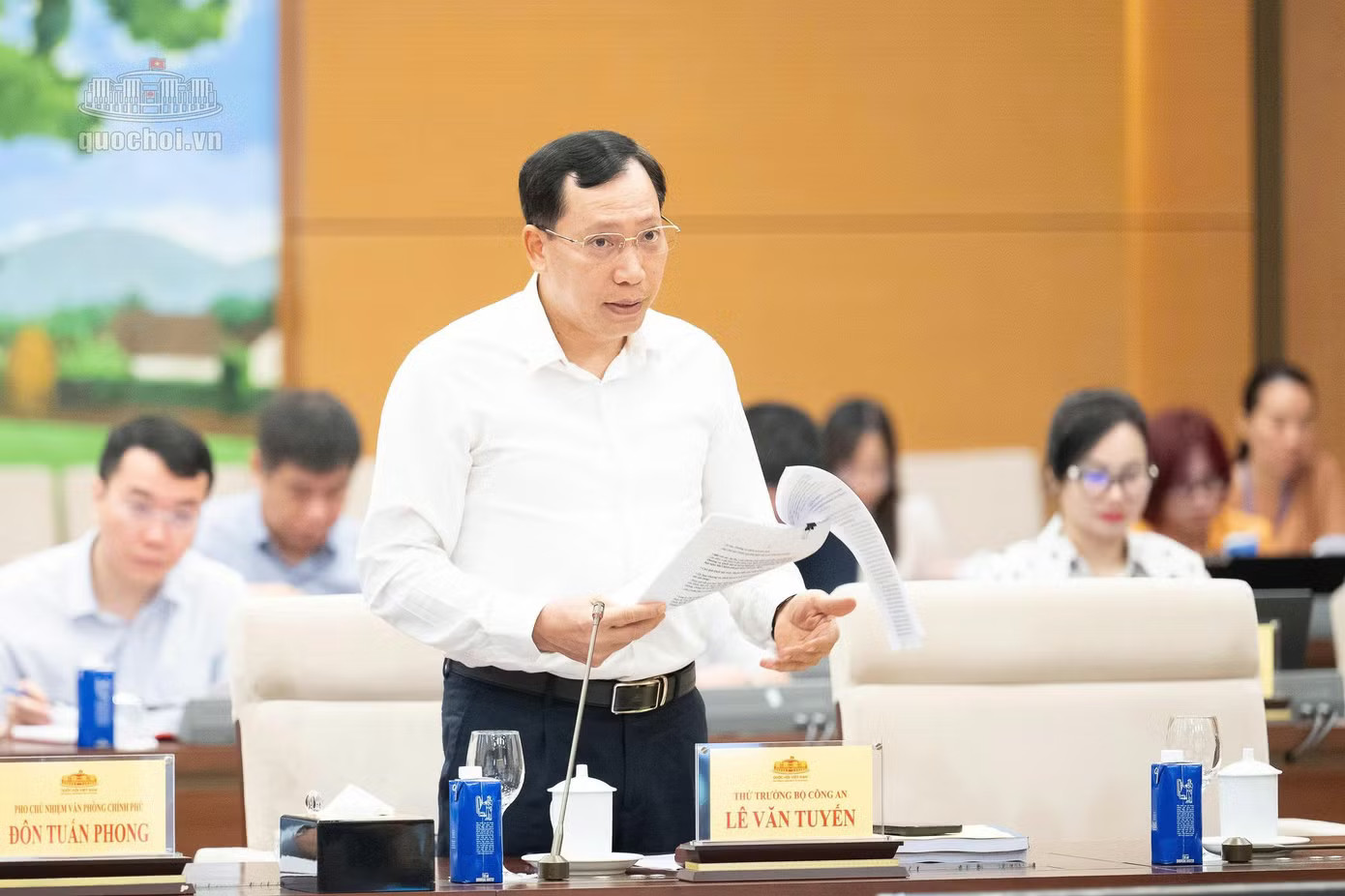 Thượng tướng Lê Văn Tuyến - Thứ trưởng Bộ Công an. Ảnh: QH Bộ Công an: Nhiều vụ cháy khi nhận được tin báo, đám cháy đã lan rộng - Ảnh 1.
