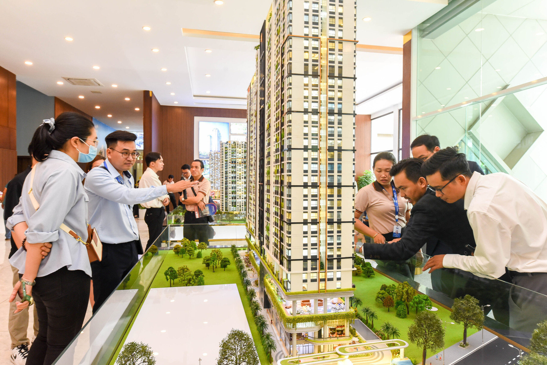 Một trong những vấn đề nhức nhối nhất của thị trường bất động sản Việt Nam hiện nay là mức lãi suất vay mua nhà