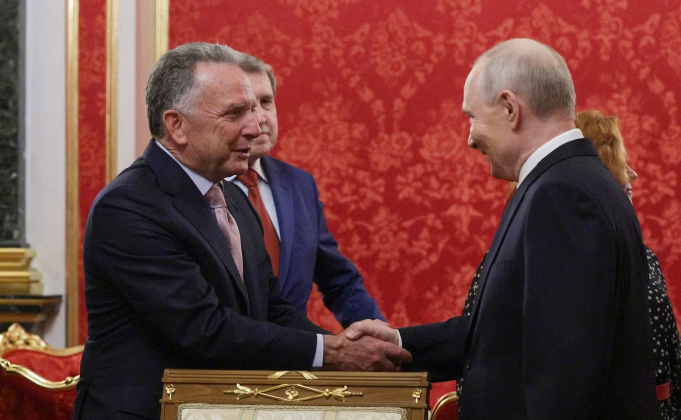 Tổng thống Nga Putin họp ba giờ đồng hồ với đặc phái viên Mỹ về xung đột Ukraine - Ảnh 1.