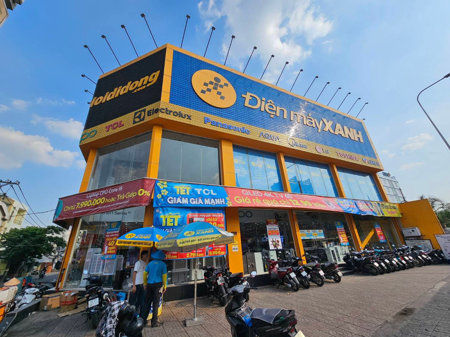 Dragon Capital mạnh tay mua cổ phiếu IPO Điện Máy Xanh