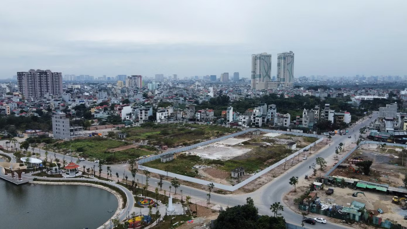 Dự thảo Luật Đất đai sửa đổi đề xuất quá 60 tháng chủ đầu tư không đưa đất vào sử dụng sẽ bị thu hồi. Sửa Luật Đất đai: Quá 60 tháng chủ đầu tư không đưa đất vào sử dụng thì Nhà nước thu hồi - Ảnh 1.