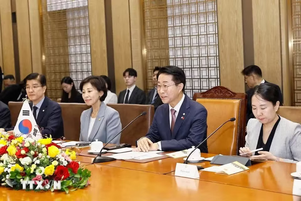 Chủ tịch Quốc hội Hàn Quốc Cho Jeong Sik phát biểu tại hội đàm. (Ảnh: Doãn Tấn/TTXVN) Phấn đấu đưa kim ngạch thương mại song phương Việt Nam - Hàn Quốc đạt 150 tỷ USD vào năm 2030 - Ảnh 4.