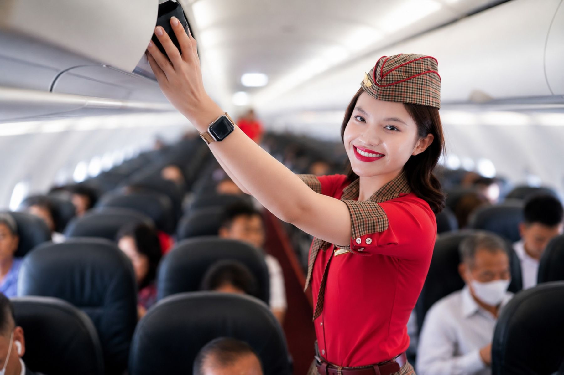 Tiep vien hang khong Vietjet 2