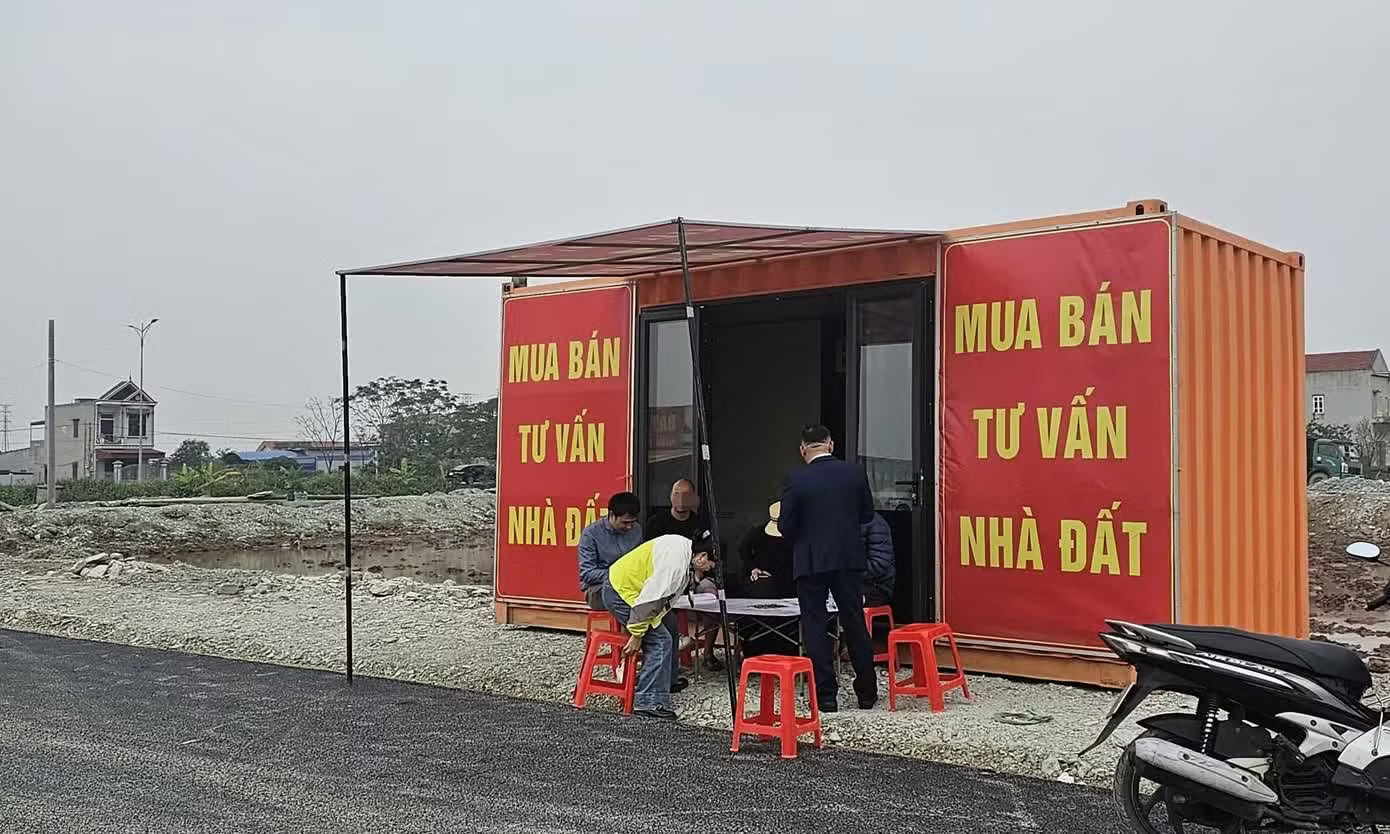 Phạt nặng môi giới BĐS 'chui', có chặn được rủi ro? - Ảnh 3.