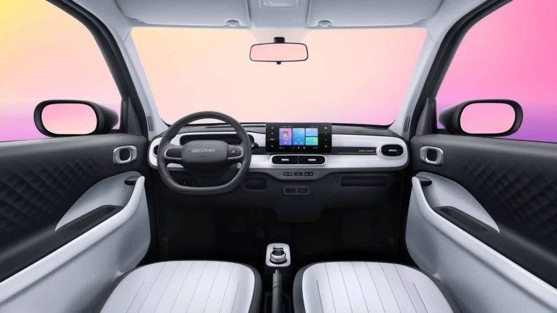 Khoang lái Geely Panda Mini