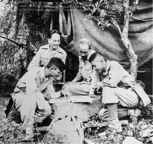 thieutuongnguyenthaidung2.jpg