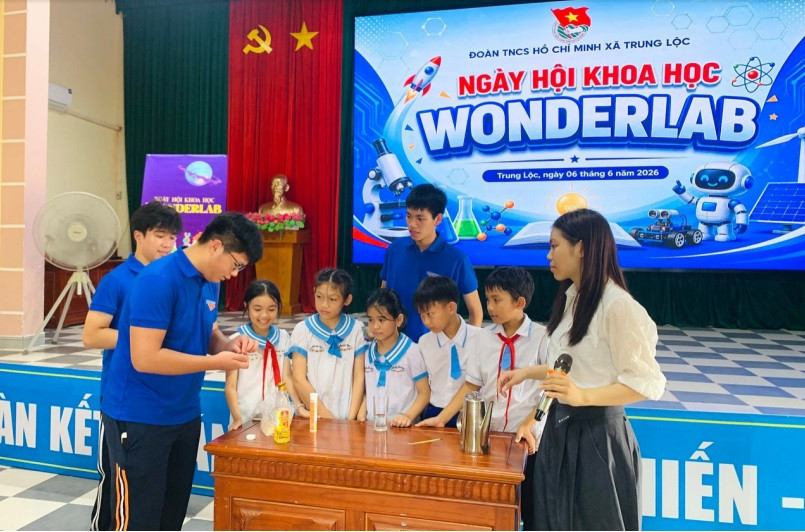 ngayhoikhoahoc.jpg