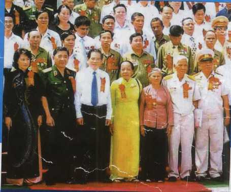 cdn-i.vtcnews.vn-files-f1-2016-05-15-_chuyen-cam-dong-ve-nguoi-thay-cua-6-vi-tuong-0.jpg