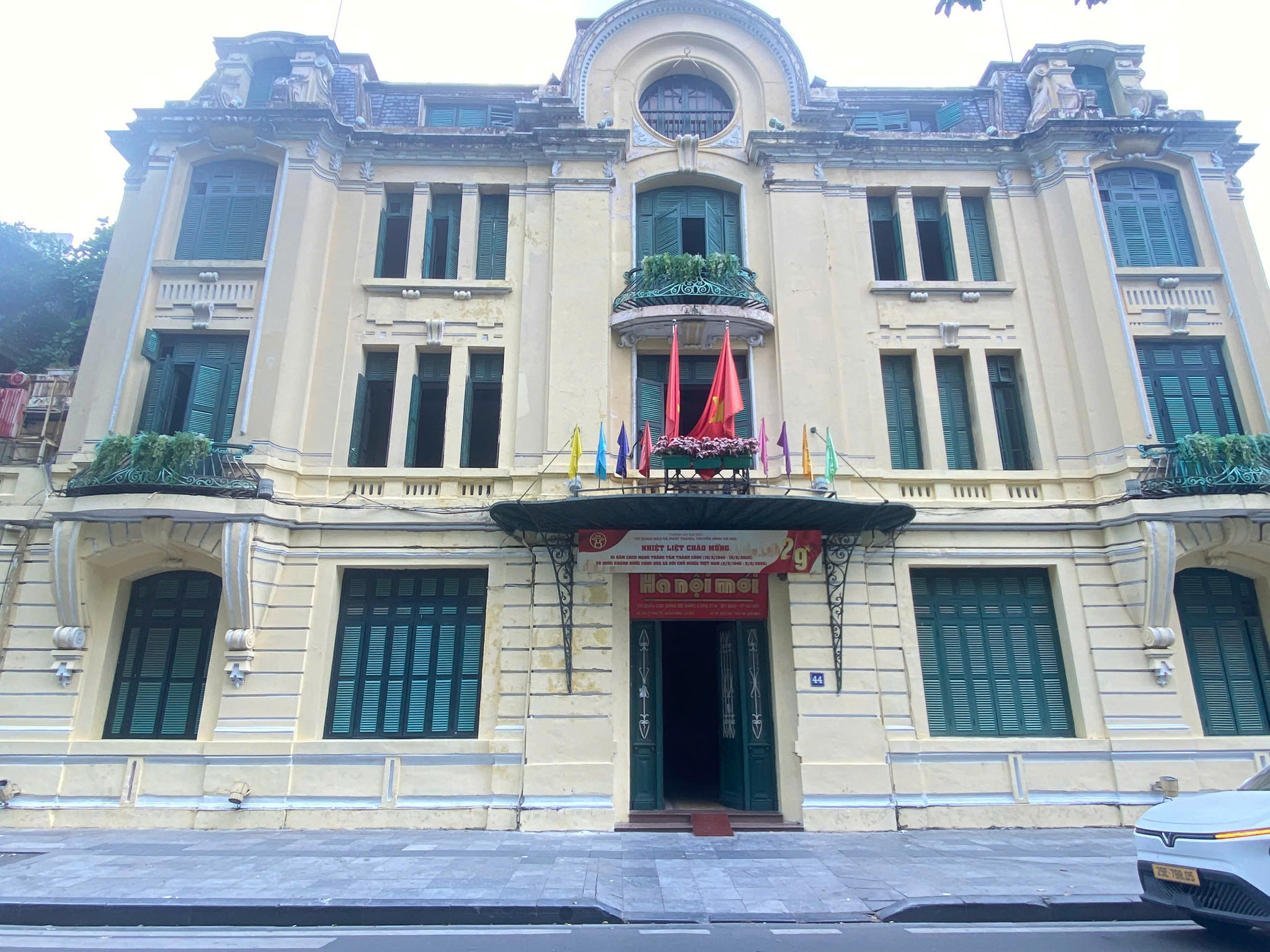 bao-hanoimoi.jpg