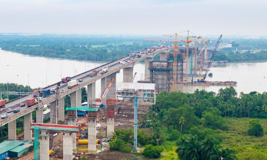 Loạt dự án cao tốc nghìn tỷ bước vào chặng nước rút, các nhà thầu HHV, VCG, LCG, Sơn Hải... tăng tốc thi công