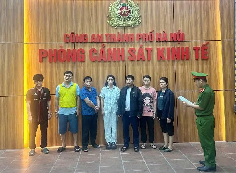 Hà Nội kỷ luật hơn 20 đảng viên, khai trừ ra khỏi Đảng 2 cựu cán bộ - Ảnh 1.