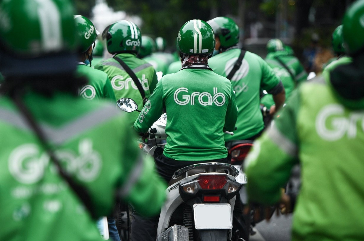 Grab bất ngờ triển khai chương trình cộng thêm tối đa 15% doanh thu cho tài xế tại nhiều khu vực
