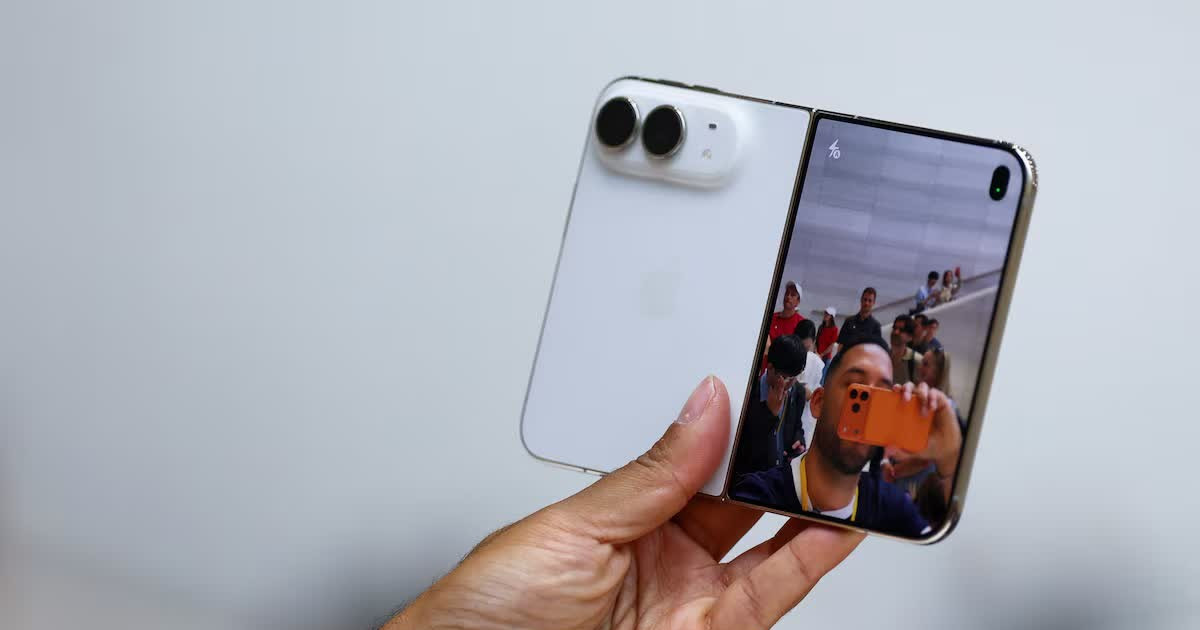 Điện thoại gập iPhone Duo giá 1.999 USD của Apple có gì?