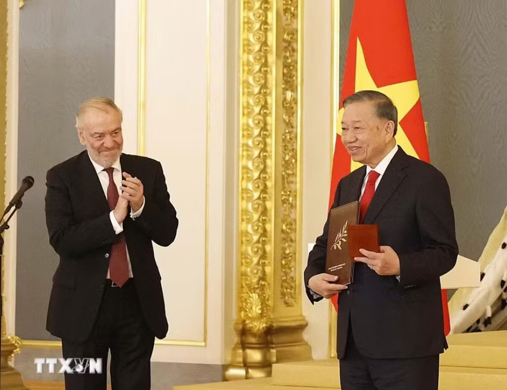 Tổng Bí thư, Chủ tịch nước Tô Lâm nhận Giải thưởng Hòa bình Lev Tolstoy - Ảnh 2.