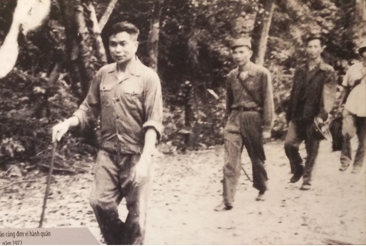 thuongtuongsonghao3.jpg