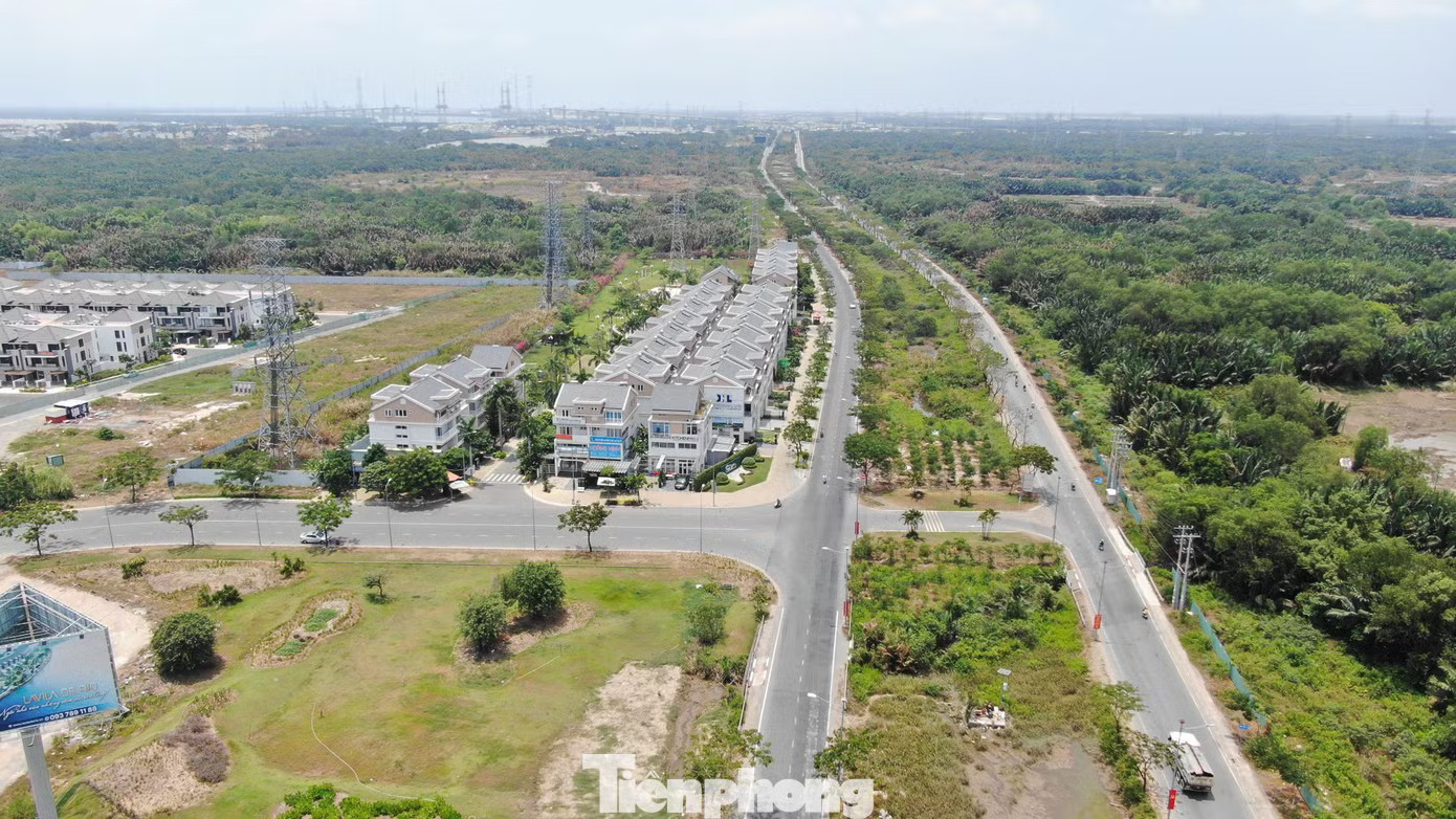 Phân bổ 128 nhà đất cho dự án đường sắt Bến Thành - Cần Giờ và Vành đai 4 - Ảnh 1.