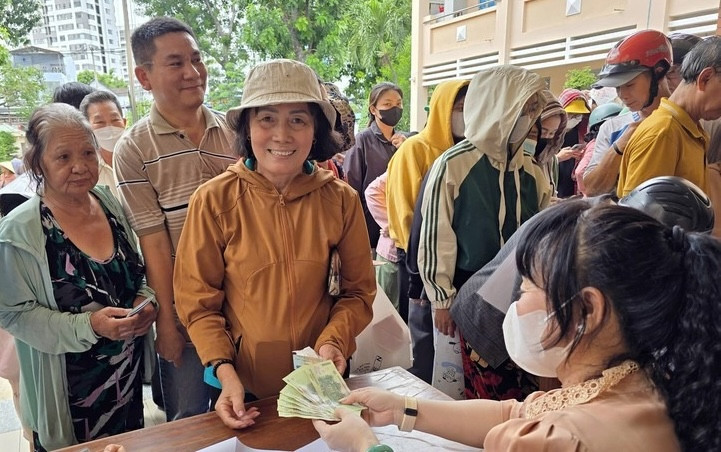 nhan-tien-1.jpg