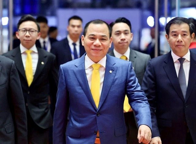 Vingroup chính thức công bố dàn lãnh đạo chủ chốt, hai con trai ông Phạm Nhật Vượng cùng xuất hiện