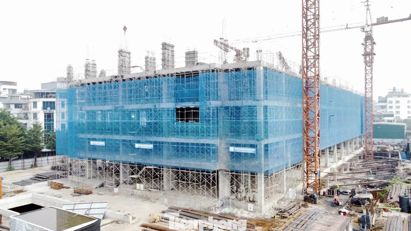 Đề xuất 'khóa' 5% tiền mua nhà đến khi có sổ hồng, chuyên gia nói gì? - Ảnh 1.