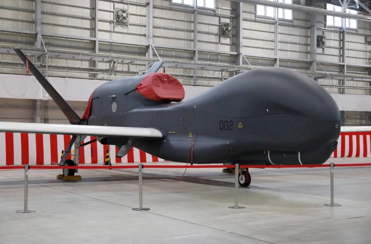 ‘Mắt thần’ Global Hawk của Nhật Bản mất liên lạc, nghi rơi xuống biển - Ảnh 1.