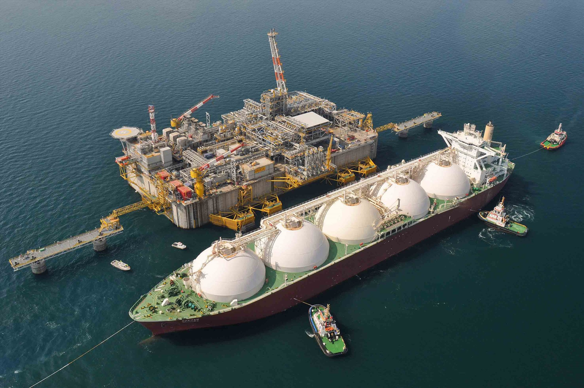 PTSC (PVS) nhận thư trao thầu quan trọng tại Qatar, nhấn mạnh 'tác động trọng yếu đến sản xuất, kinh doanh'