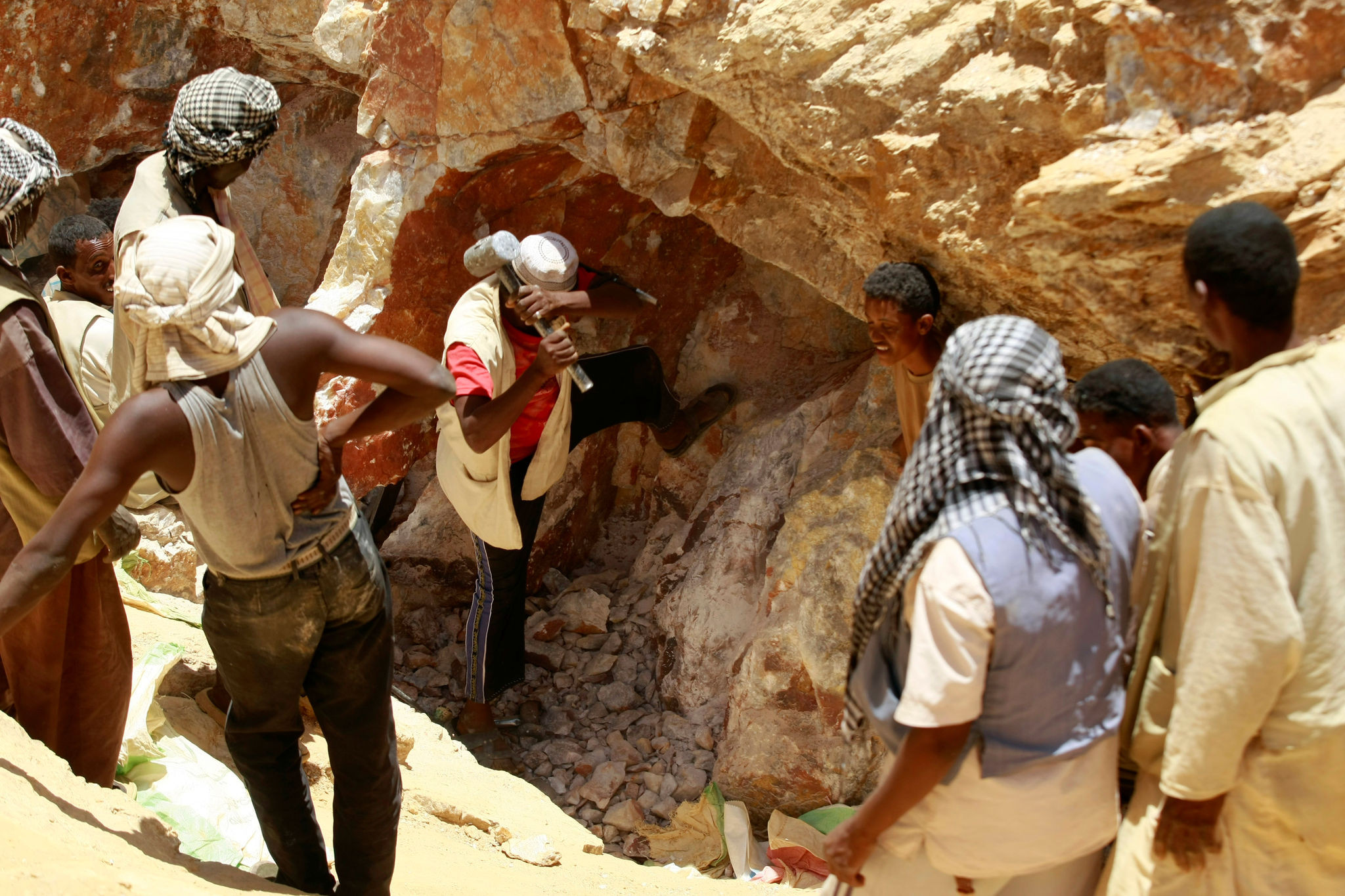 www.aljazeera.com-wp-content-uploads-2025-11-_2013-04-28t120000z_1173112254_gm1e94s0z3701_rtrmadp_3_sudan-1763975900.jpg