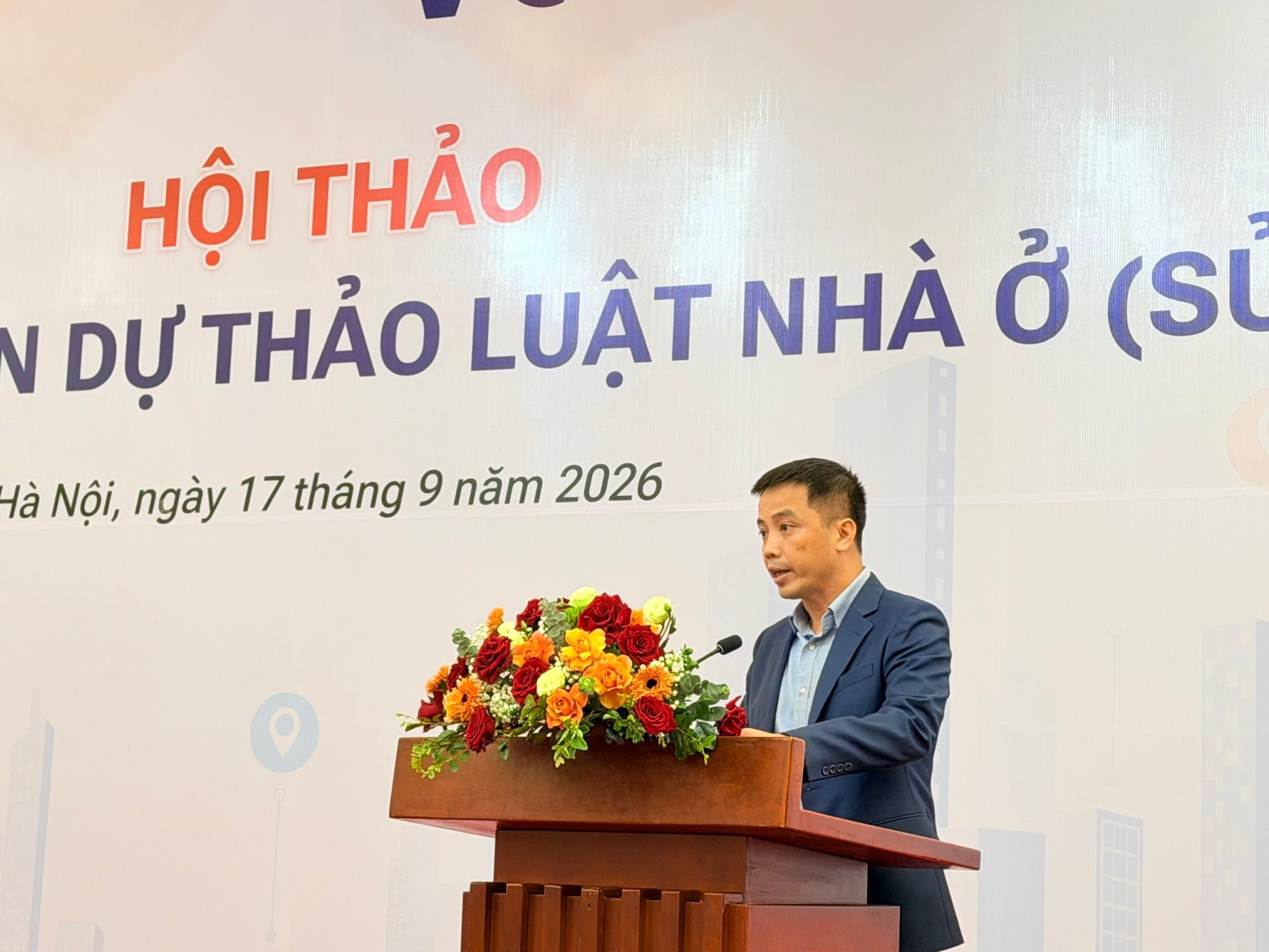 quang-canh-hoi-thao-gop-y-sua-doi-luat-nha-o2.jpg