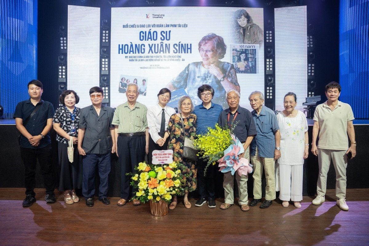 sinh-1-16521998.jpg