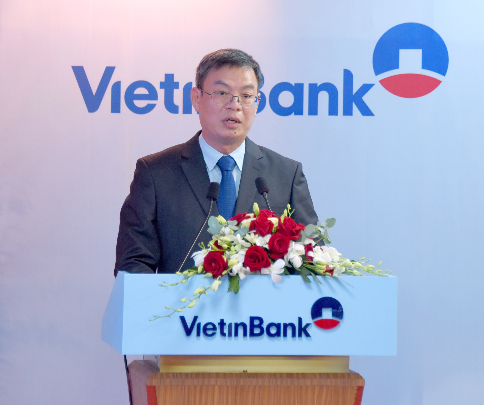 Ngân hàng của Chủ tịch Trần Minh Bình dự kiến huy động 16.000 tỷ đồng từ trái phiếu