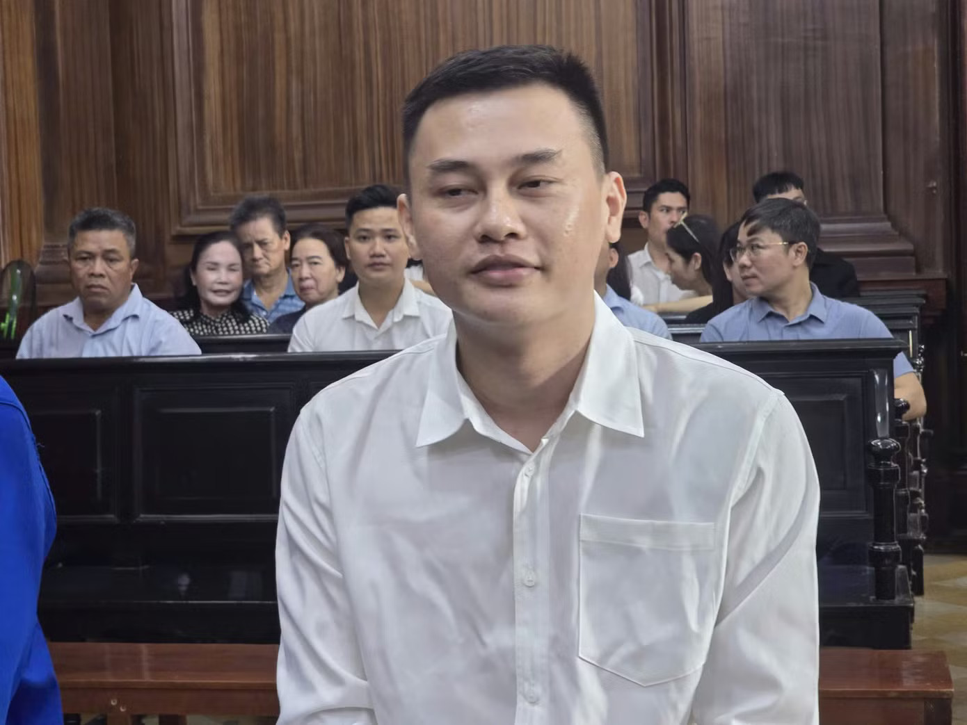 ‘Trùm siêu xe’ Phan Công Khanh hầu tòa - Ảnh 1.