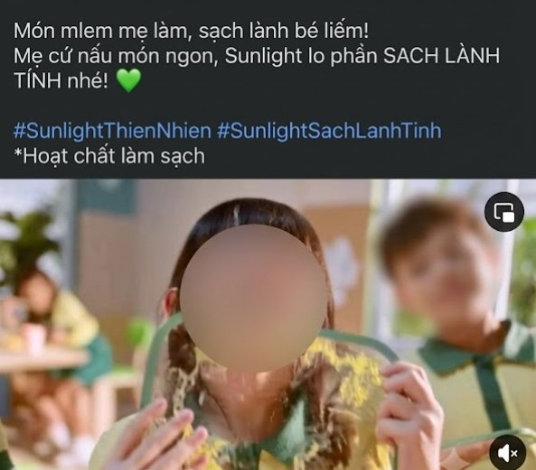 Dùng hình ảnh trẻ liếm đĩa để quảng cáo: Chuyên gia tâm lý, giáo dục lên tiếng