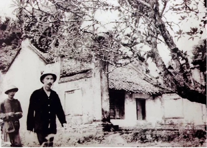 tuongdai2.jpg