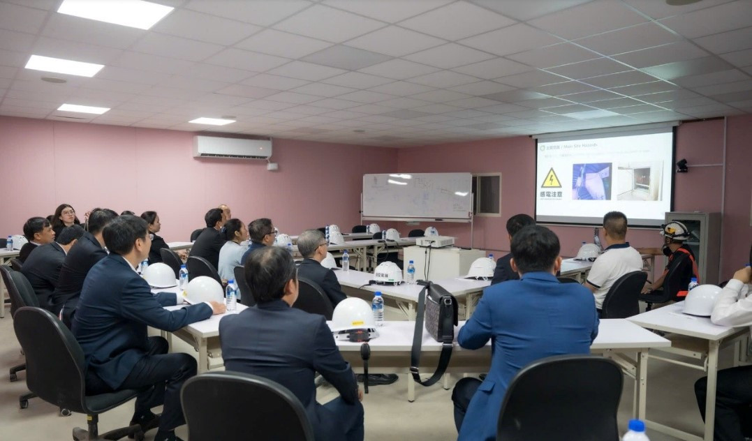 Đoàn công tác tỉnh Tây Ninh làm việc tại Trung tâm dữ liệu AI Nội Hồ