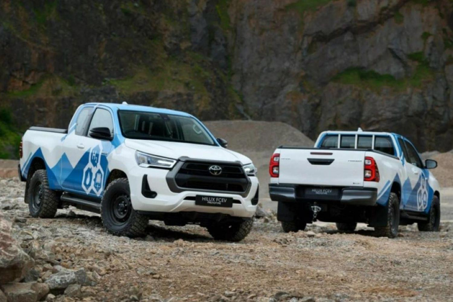 hilux-fcev_1789827128.jpg