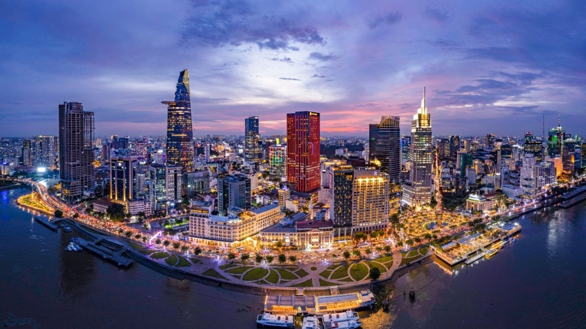 UOB nâng dự báo tăng trưởng GDP Việt Nam, chỉ ra dư địa huy động 1,5 nghìn tỷ USD
