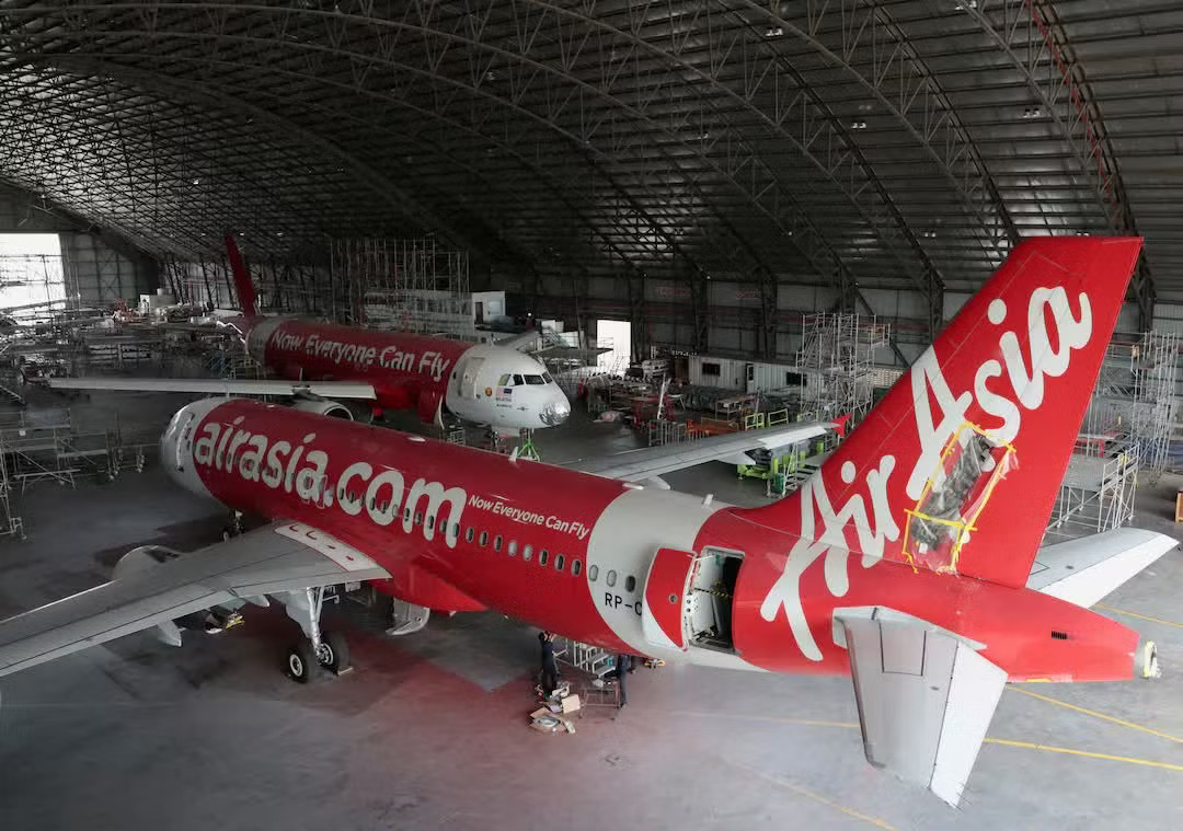 AirAsia thông báo khẩn: 'Chúng tôi không cần được giải cứu' - Ảnh 2.
