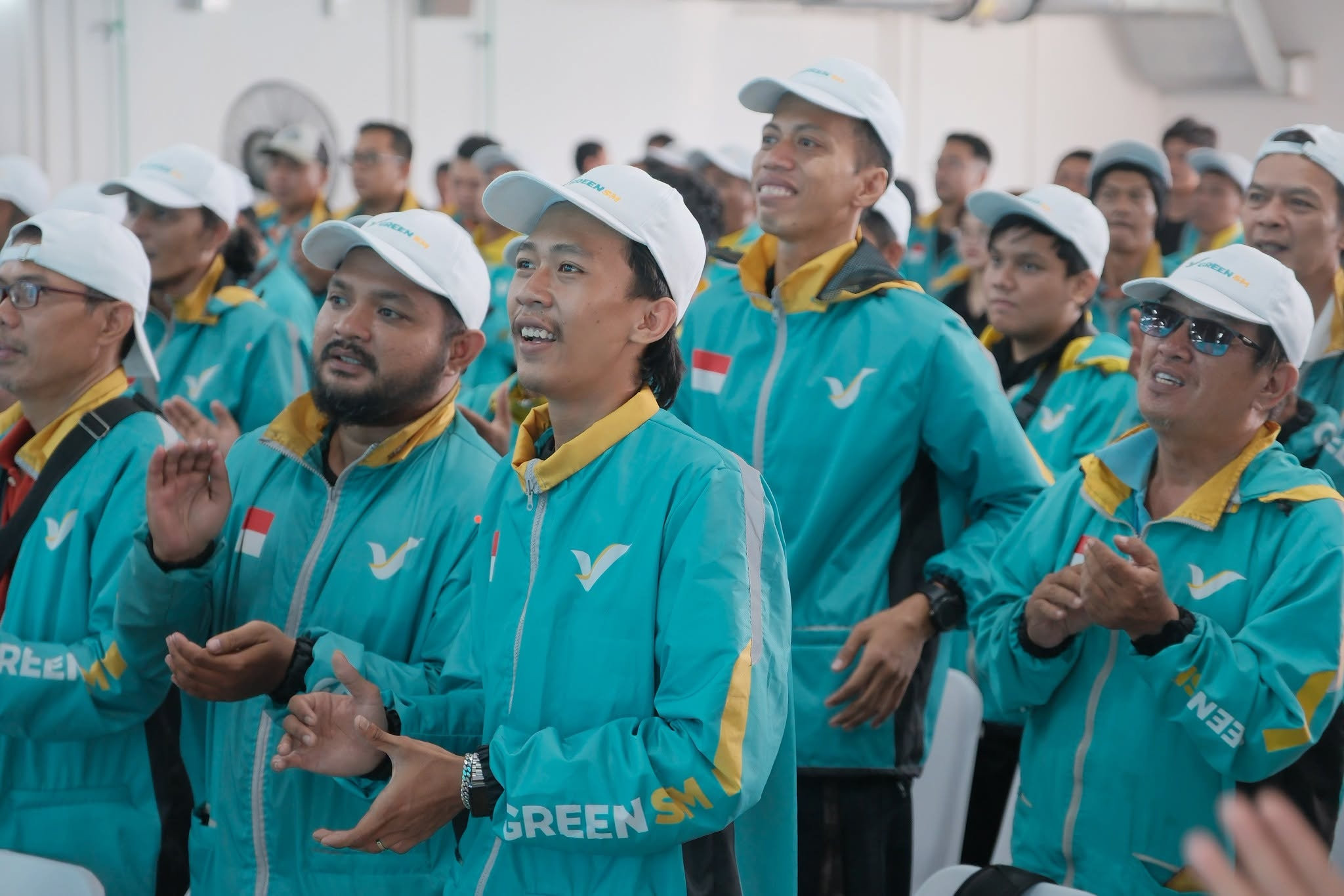 Chưa từng có: Hãng taxi của tỷ phú Phạm Nhật Vượng tuyên bố chia sẻ 100% doanh thu cho đối tác tài xế
