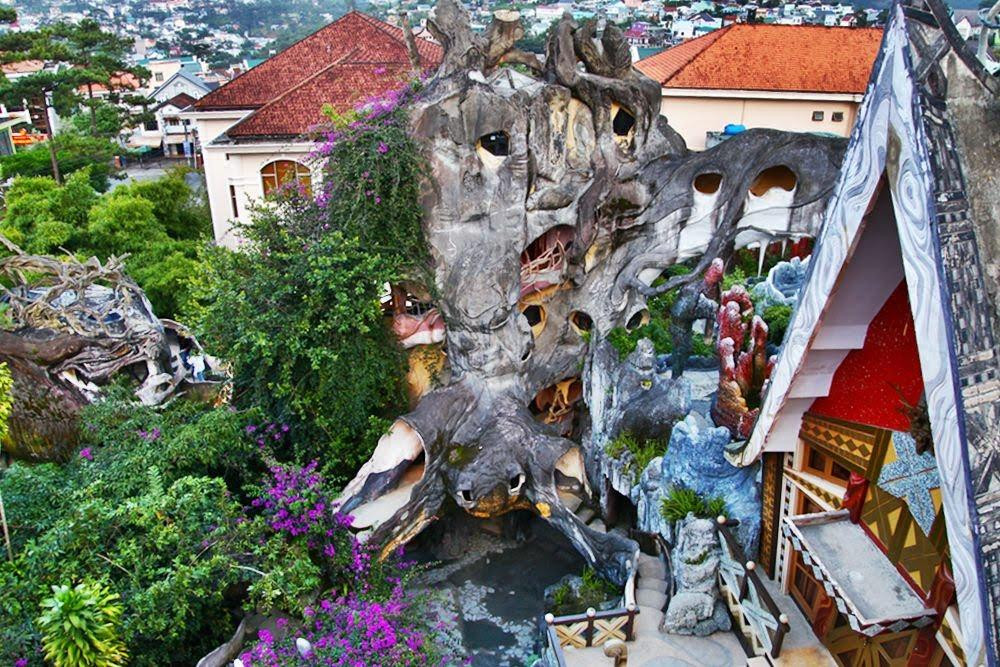 thiet-ke-tuy-hung-khong-theo-quy-luat-cua-nhung-ngoi-nha_1787541935.jpeg