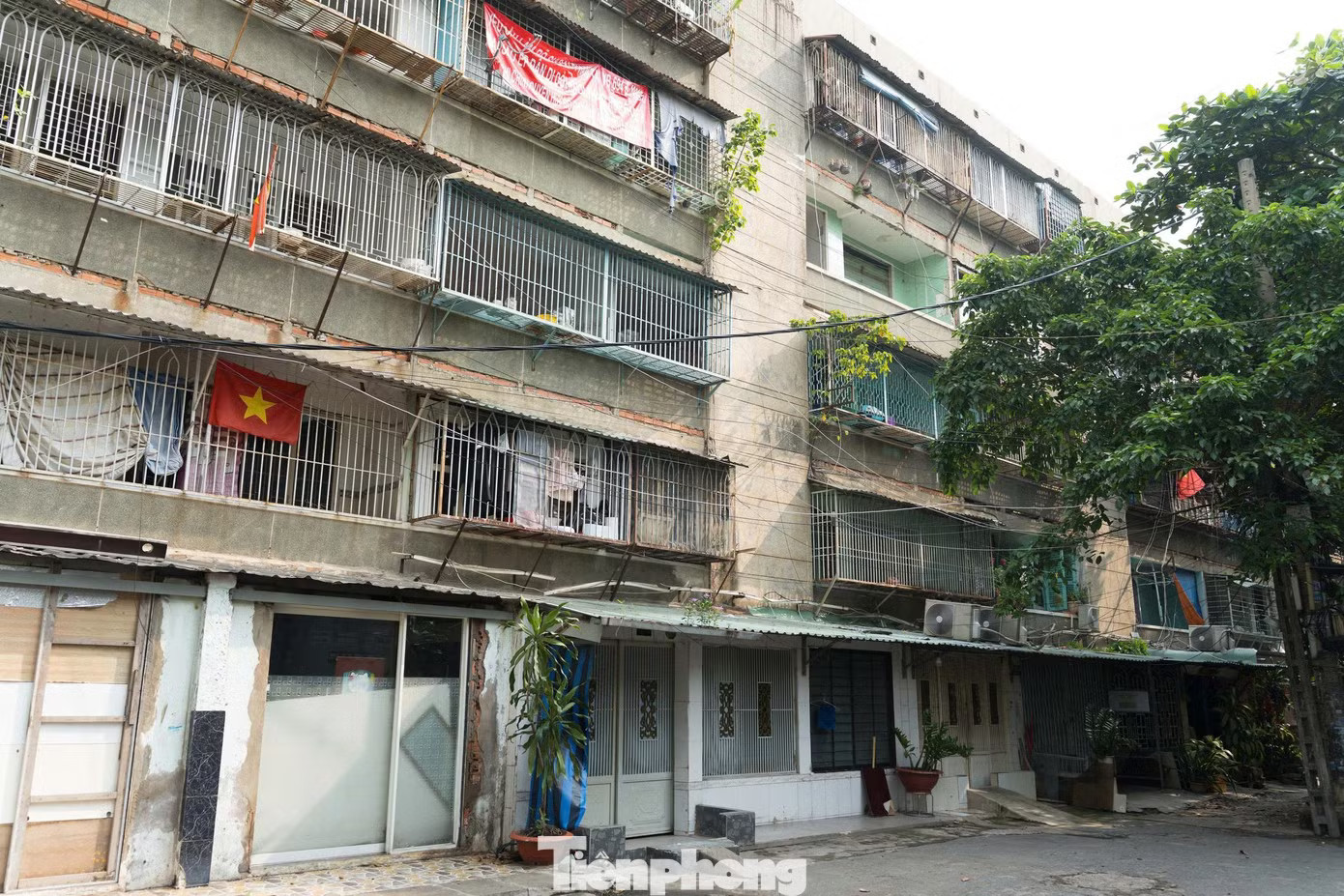 Những hình ảnh khác lạ ở cư xá Thanh Đa sau khi dân rời đi - Ảnh 13.