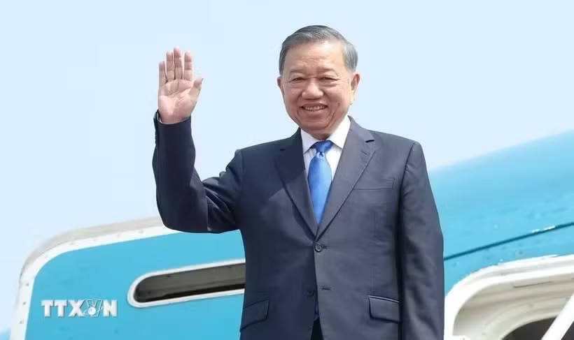 Tổng Bí thư, Chủ tịch nước Tô Lâm lên đường dự Phiên thảo luận cấp cao Đại Hội đồng Liên Hợp Quốc Khóa 81, hoạt động song phương tại Mỹ và thăm cấp Nhà nước Canada. (Ảnh: Thống Nhất/TTXVN) Tổng Bí thư, Chủ tịch nước Tô Lâm lên đường công tác tại Mỹ, thăm Canada - Ảnh 1.