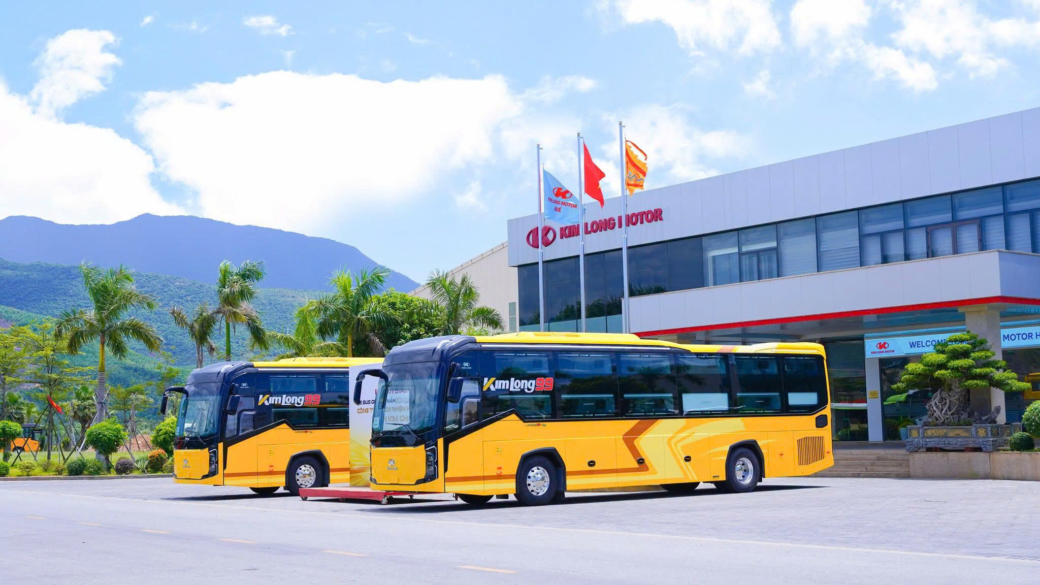 Kim Long Motor bàn giao xe