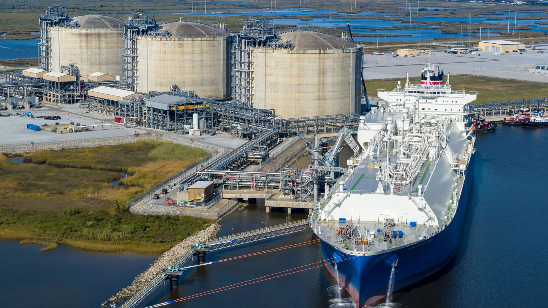 Ảnh 4_Không chỉ là nhà sản xuất, cung cấp LNG thứ 3 thế giới, TotalEnergies còn có kinh nghiệp quốc tế trong phát triển, xây dựng và vận hành nhiều nhà máy điện