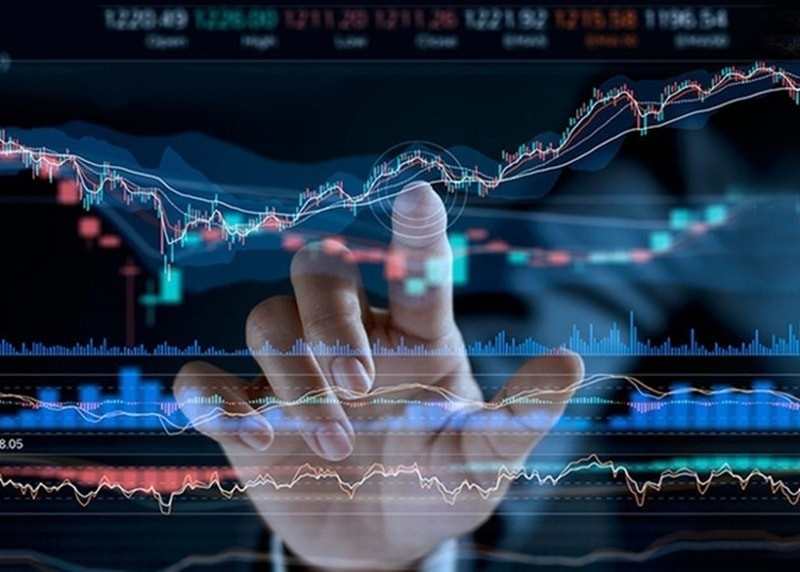 VN-Index giảm 16 điểm trong ngày đầu nâng hạng, chuyên gia dự báo 2 kịch bản tiếp theo