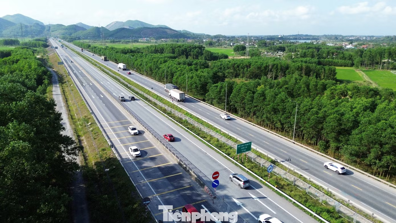 Trạm dừng nghỉ trên cao tốc Cam Lộ - La Sơn qua TP. Huế cần thu hồi hơn 5,7ha đất để thực hiện, nhưng chậm bố trí mặt bằng. Trạm dừng nghỉ cao tốc hơn 80 tỷ lụt tiến độ gần 10 năm - Ảnh 2.