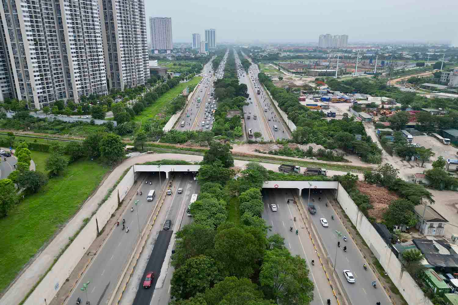 media-cdn-v2.laodong.vn-storage-newsportal-2024-5-24-1344298-_dai-lo-thang-long-5.jpg